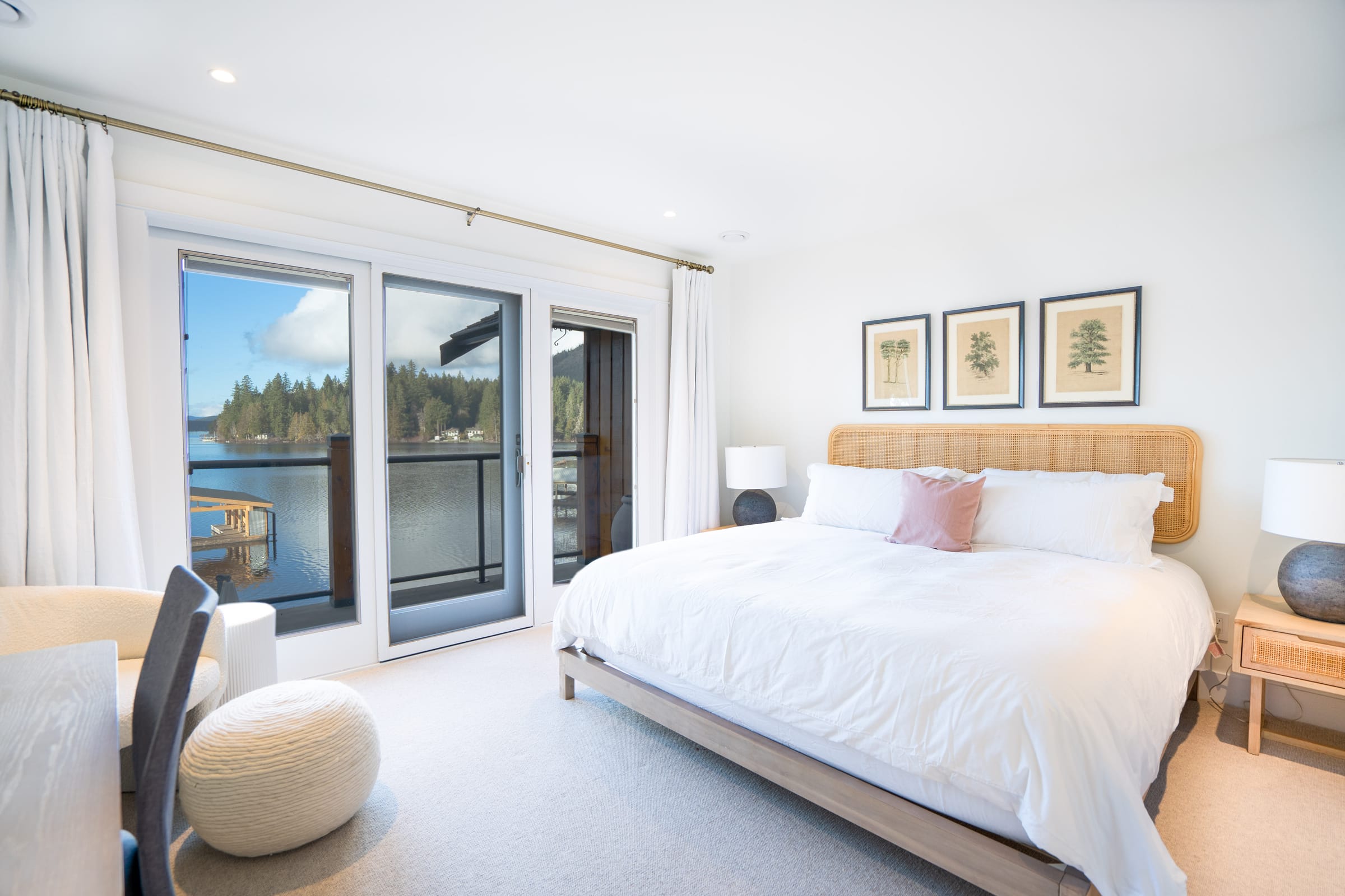 Master bedroom facing the lake